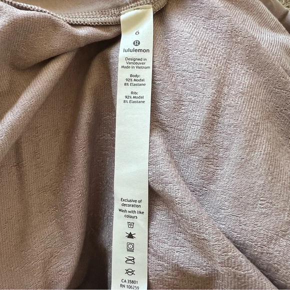 Lululemon Back In Action Wrap Smoky Blush 17671 - Picture 10 of 10